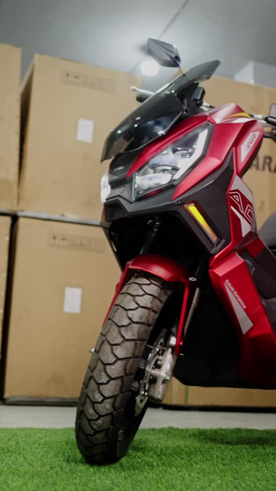 ADV, Red